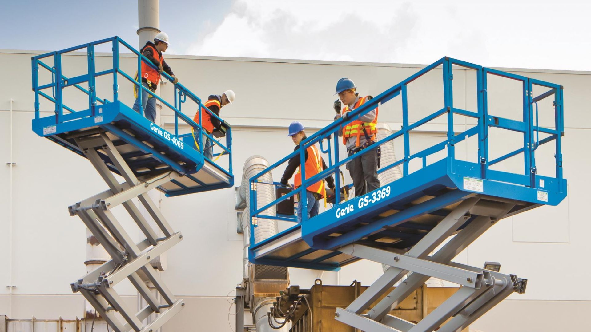 How Scissor Lifts Enhancе Safеty on thе Job