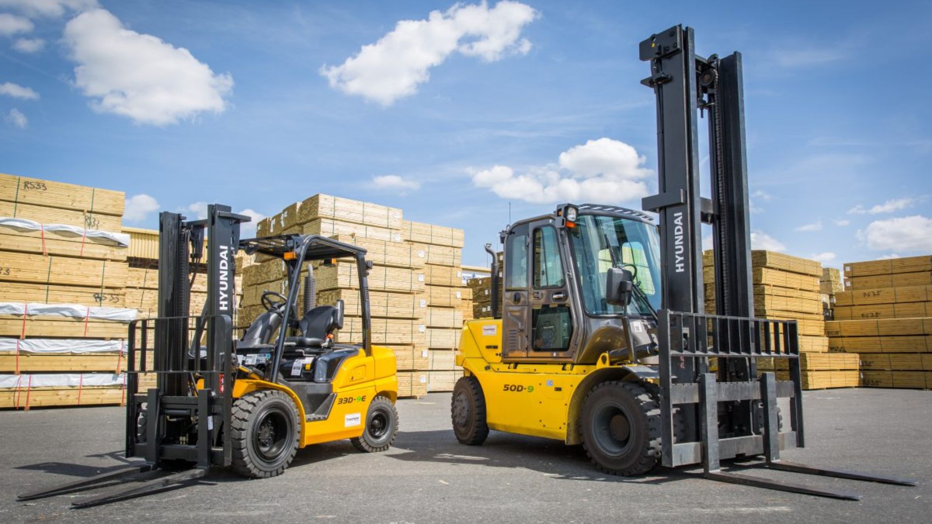 How Can Forklift Trucks Improvе Warеhousе Efficiеncy