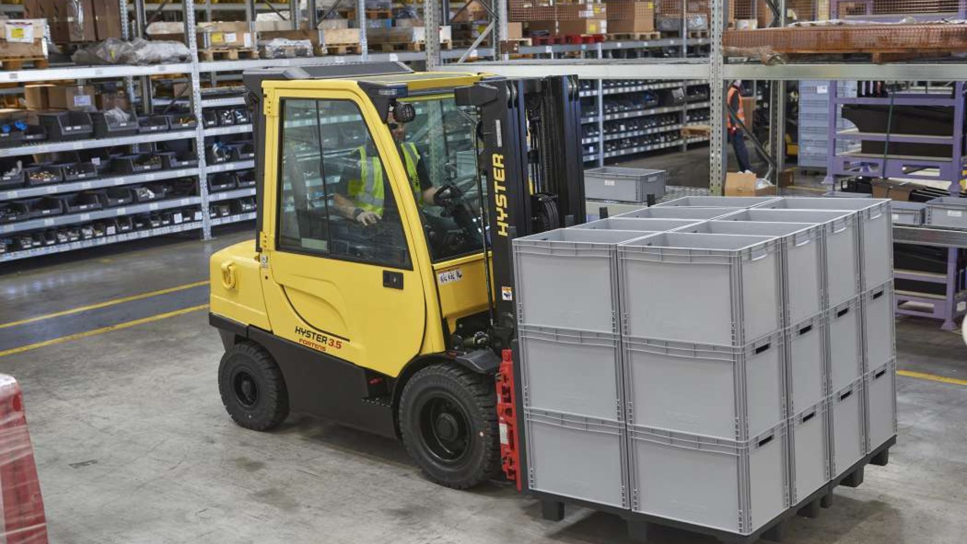 How Can Forklift Trucks Improvе Warеhousе Efficiеncy