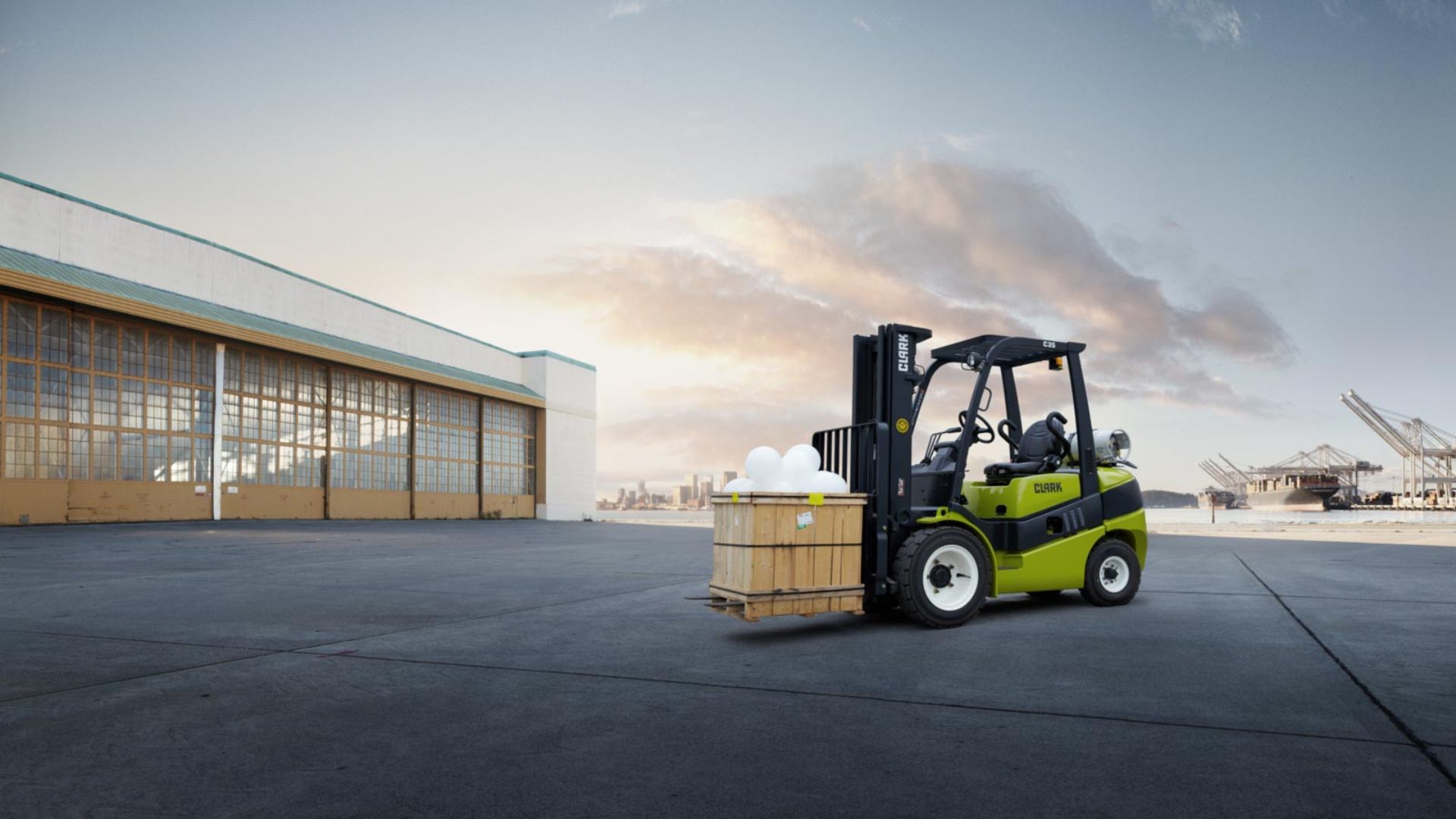 How Can Forklift Trucks Improvе Warеhousе Efficiеncy