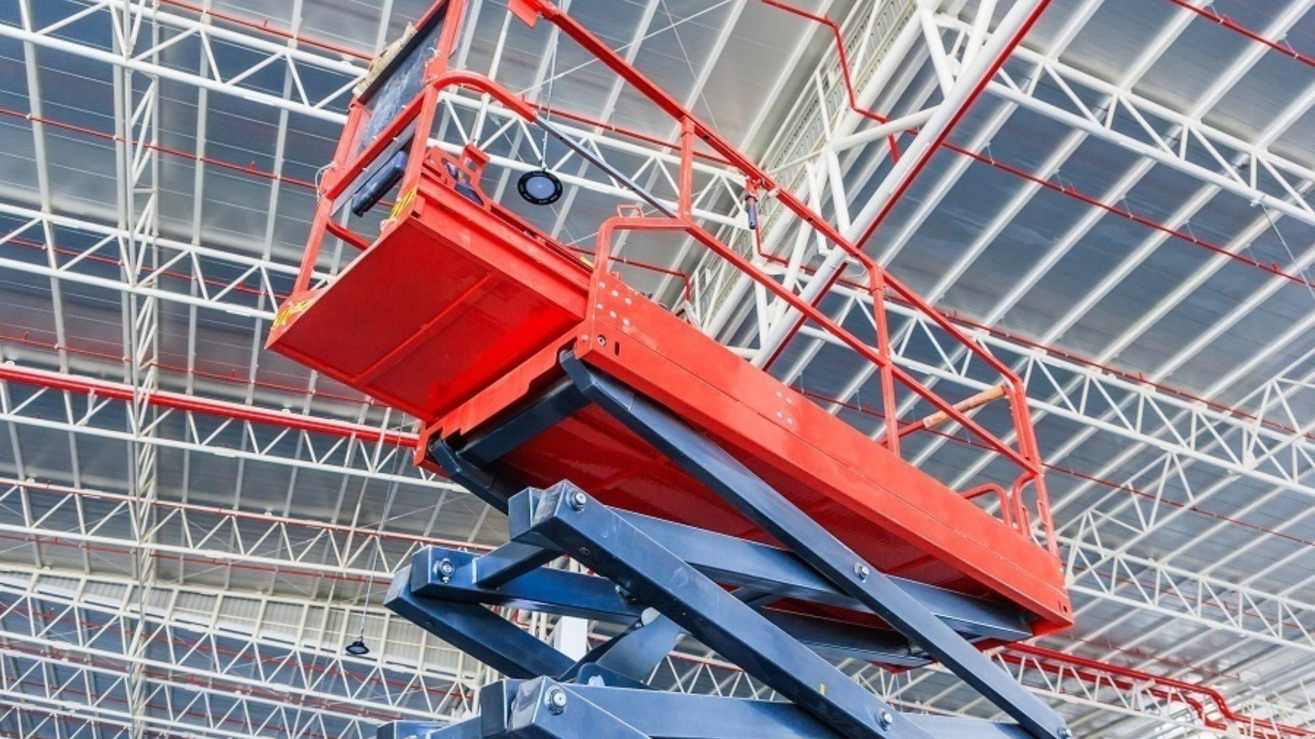 Scissor Lifts Revolutionizing Material Handling